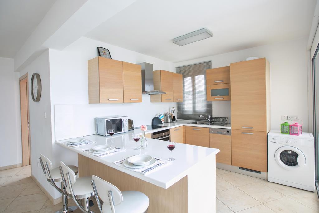 Pallinio Fig Tree Bay Apartments โปรทาราส ภายนอก รูปภาพ