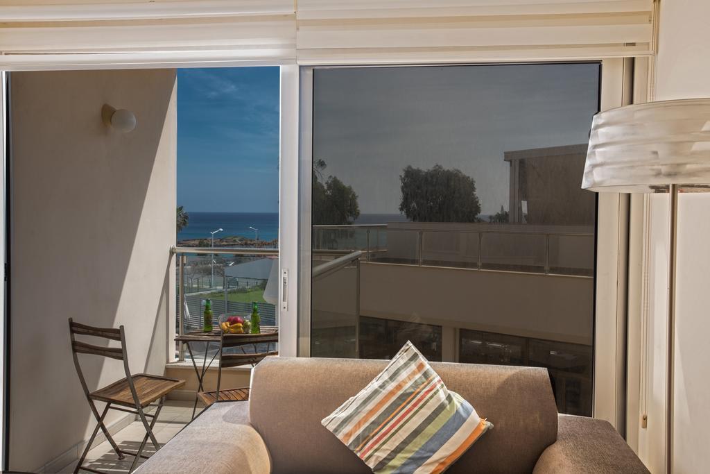 Pallinio Fig Tree Bay Apartments โปรทาราส ภายนอก รูปภาพ